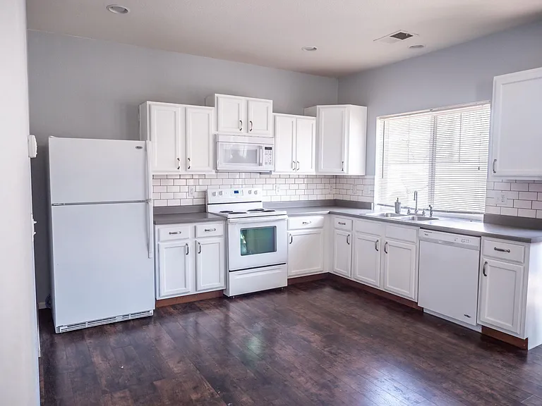 3931 Balsawood Ln — Photo 6