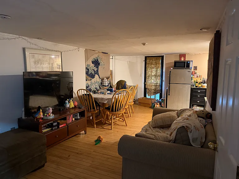 121 S Main St #B — Photo 16