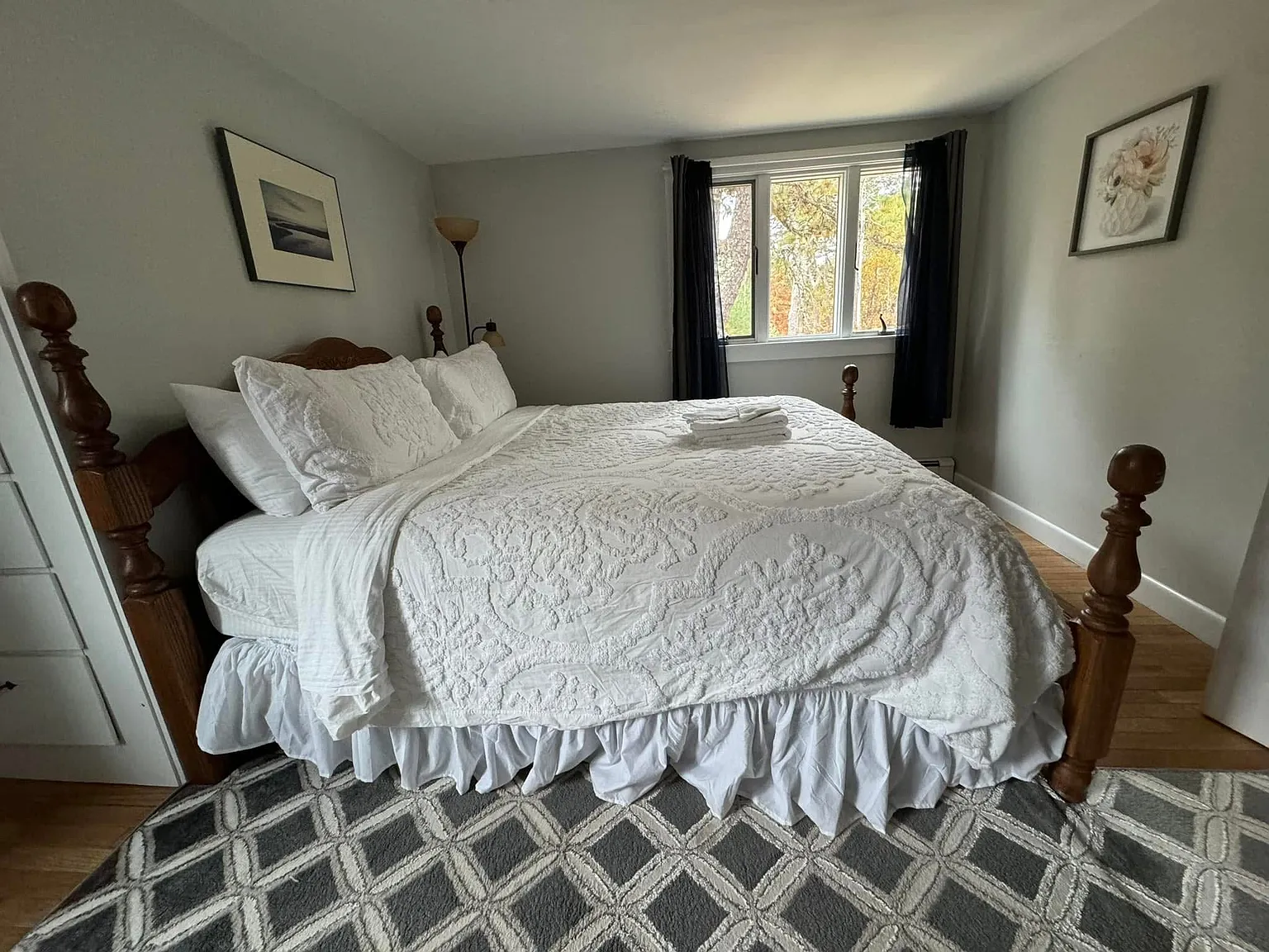 10 Avery Ave — Photo 2