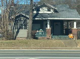 1522 Caldwell St, Conway, AR 72034