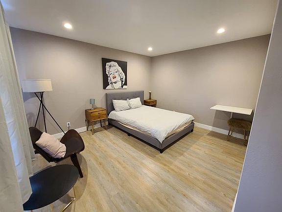 3rd image of 431 Alta Loma Ave #2