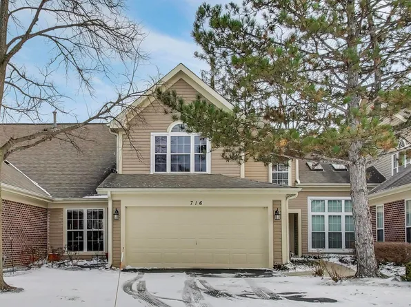 716 Clover Hill Ct, Elk Grove Village, IL 60007