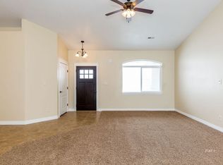 698 Spring Creek Pkwy, Spring Creek, NV 89815