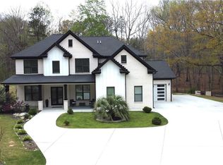 1260 Old Victron School Rd, Hoschton, GA 30548