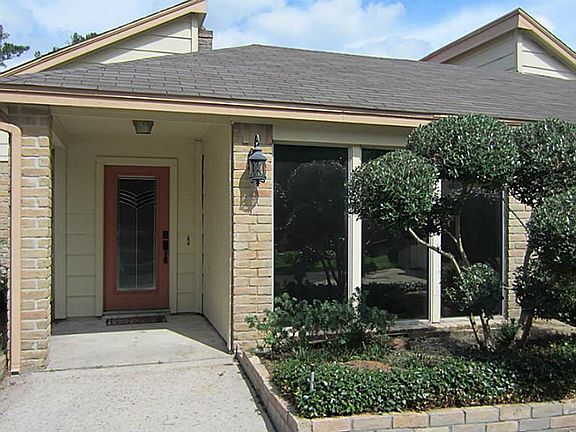 3rd image of 19511 Alinawood Dr