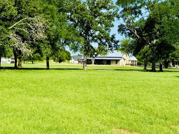 14006 Sandy Oaks Dr, Whitney, TX 76692