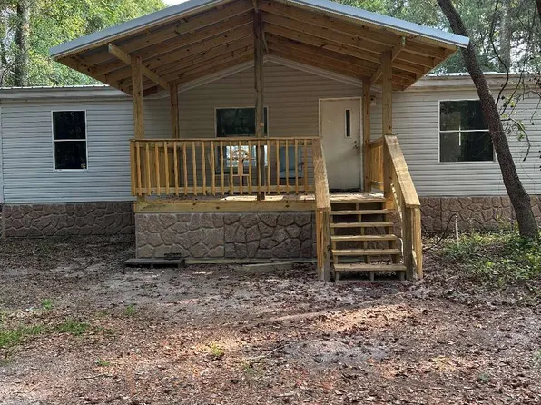 415 SW Newton Cir, Fort White, FL 32038
