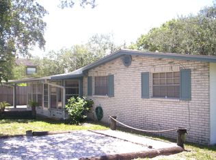 10706 N Connechusett Rd, Tampa, FL 33617