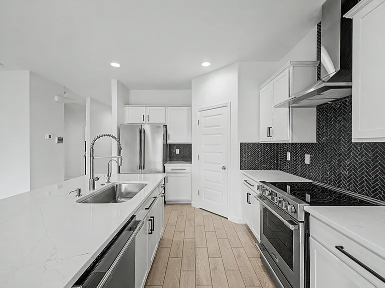 2058 S 241st Ave — Photo 10