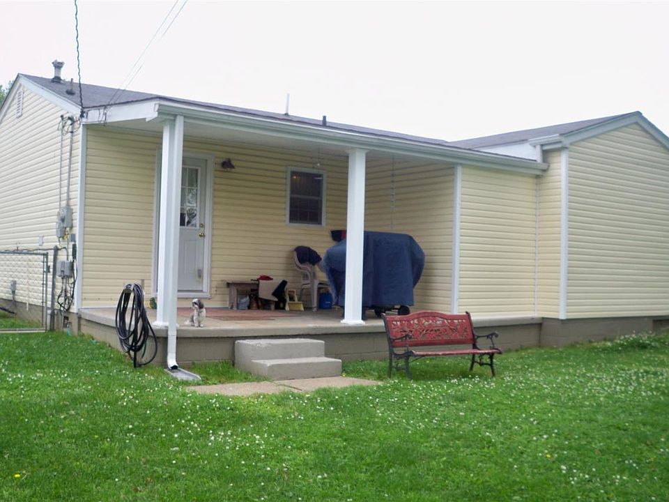 2nd image of 2032 Washington St
