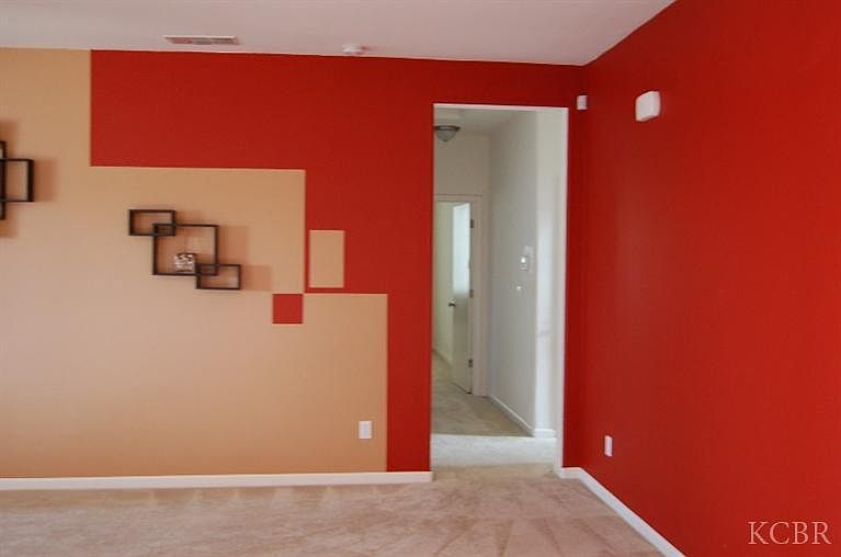 2nd image of 128 Sierra Ave