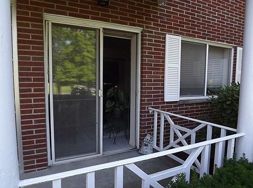 3rd image of 6 Bayberry Dr APT 2