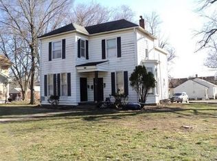 402 E Jefferson St, Clinton, MO 64735