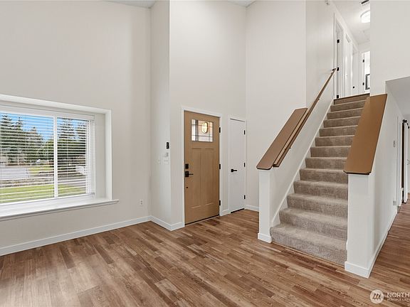 5th image of 21717 50th Avenue E