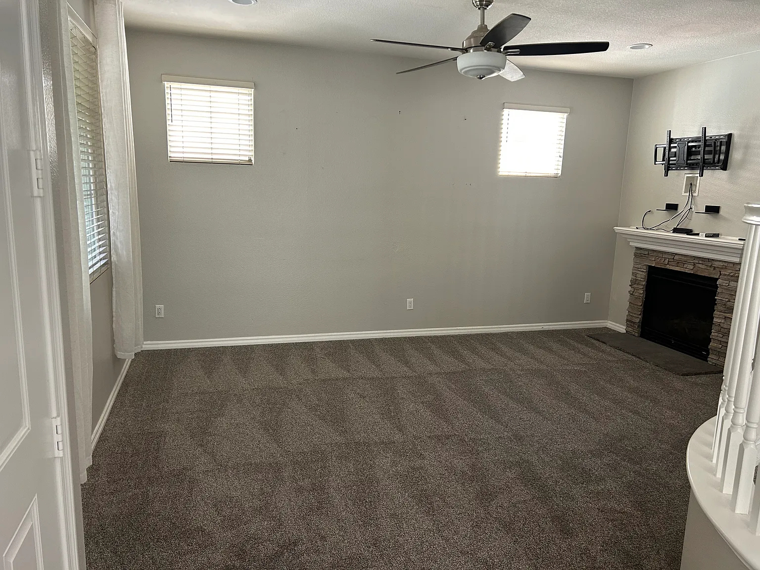 8787 Gael Ln — Photo 4