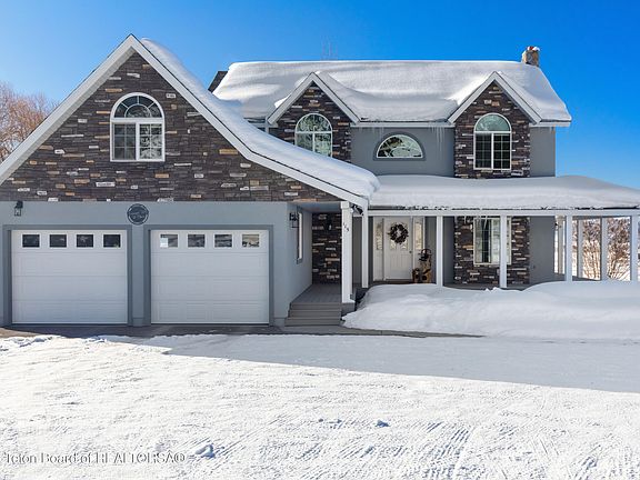 2nd image of 115 Molly Ln