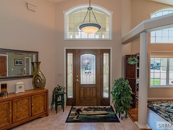 5th image of 4770 Gleneagles Dr