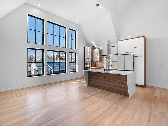 2nd image of 11 Boynton St #203