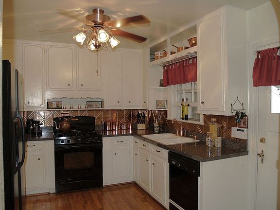 2nd image of 50 Cedar Ln