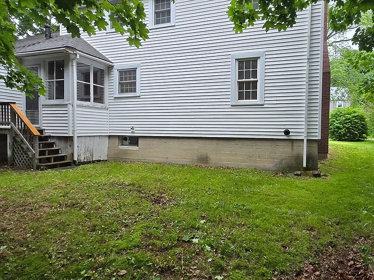 73 Clemons St — Photo 10
