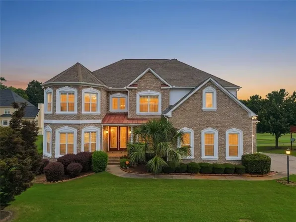 5956 Southland Dr, Stone Mountain, GA 30087