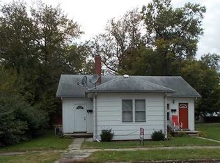 911 Chestnut St, Anderson, IN 46012