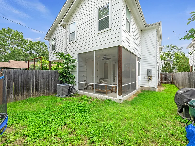 1128 Gunter St #F — Photo 30