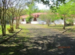 9061 Us Highway 82 E, Blossom, TX 75416