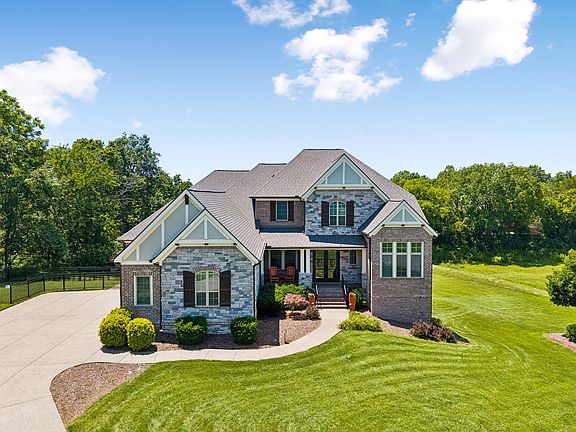 2nd image of 6010 Blackwell Ln