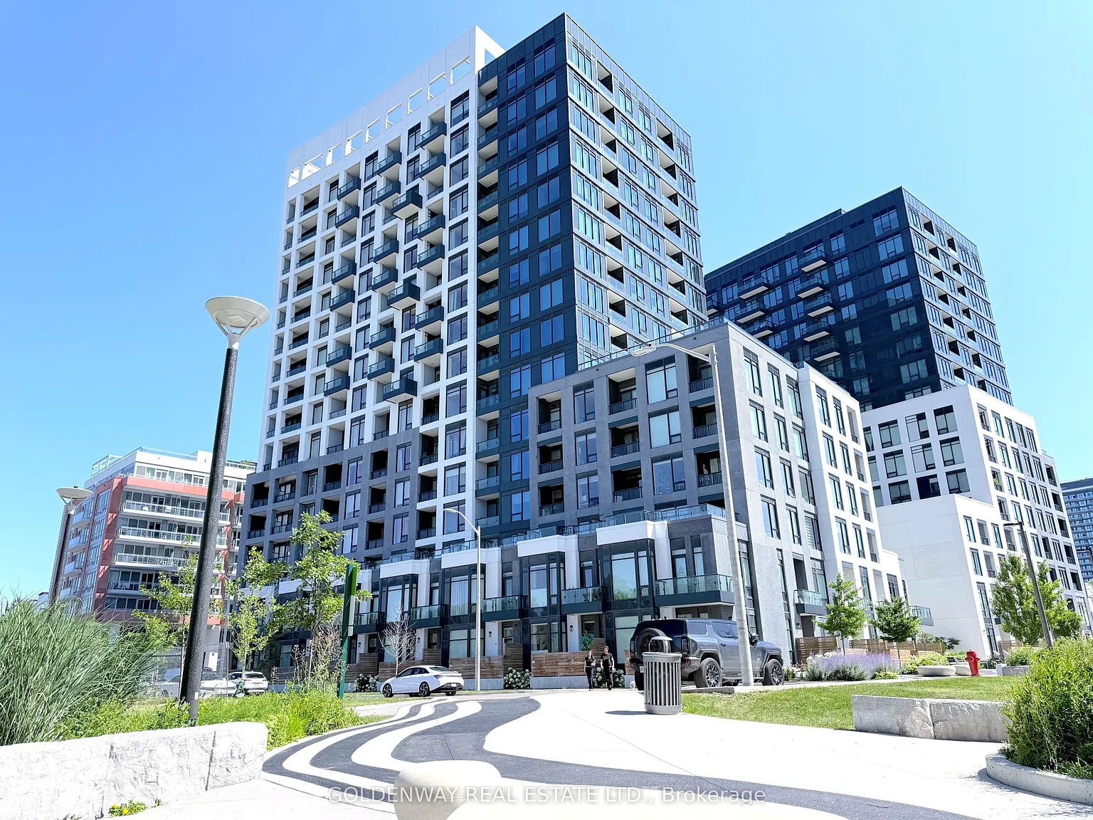 2 bed, $2,350 — Photo 2