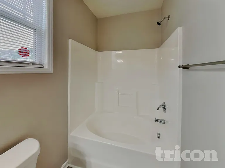 2403 King Malcolm Ln — Photo 8