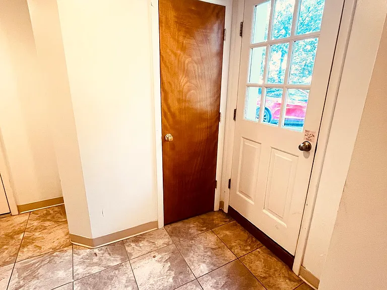 34 Chestnut St — Photo 11