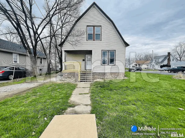 2306 N University St, Peoria, IL 61604