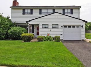 22 Lincroft Ave, Old Bridge, NJ 08857