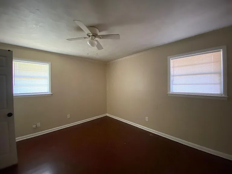 341 Whiteville Ave — Photo 6
