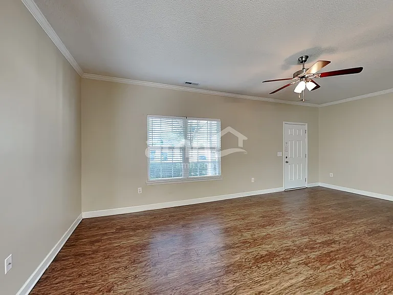 5935 Eastridge Ct — Photo 5