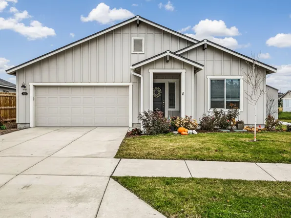 1055 NW Varnish Ln, Redmond, OR 97756