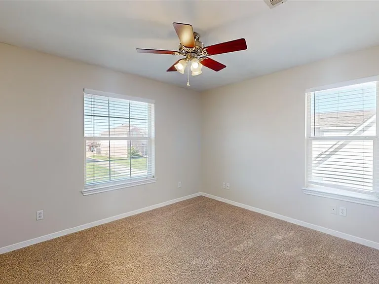 2407 Pintail Loop — Photo 24