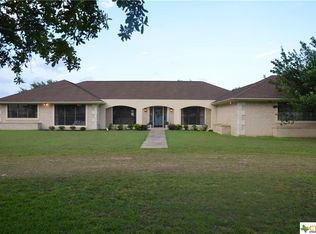 264 Private Road 3095, Shiner, TX 77984