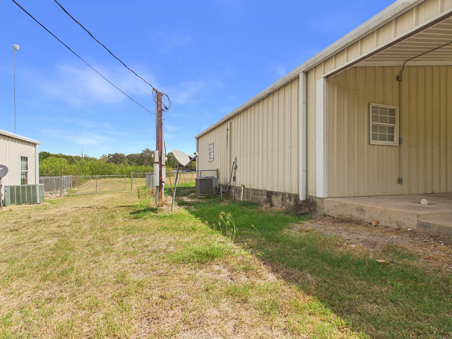 5454 Justin Lane - 1 — Photo 3