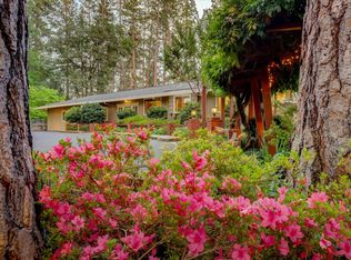 12827 McCourtney Rd, Grass Valley, CA 95949