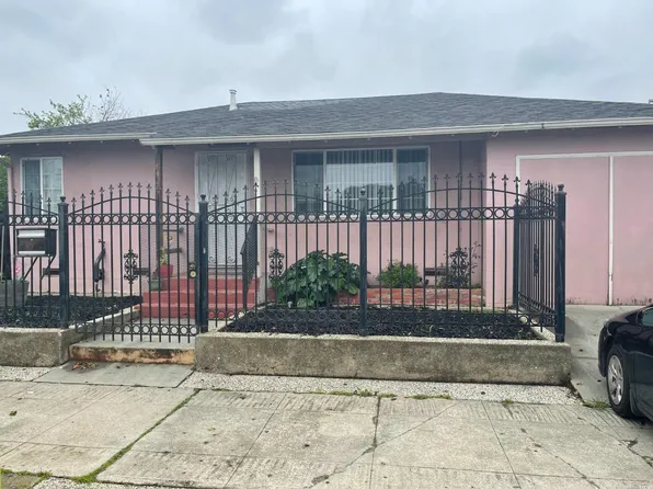 8425 Olive Street, Oakland, CA 94621