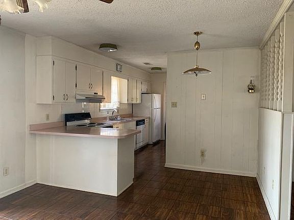 4th image of 110 Cotton Dr