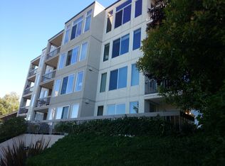 666 W Olympic Pl APT 103, Seattle, WA 98119