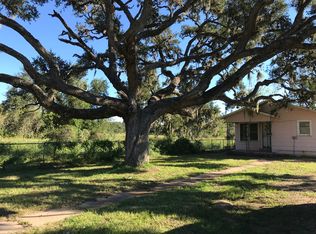 787 Bluebonnet Ln, Yoakum, TX 77995