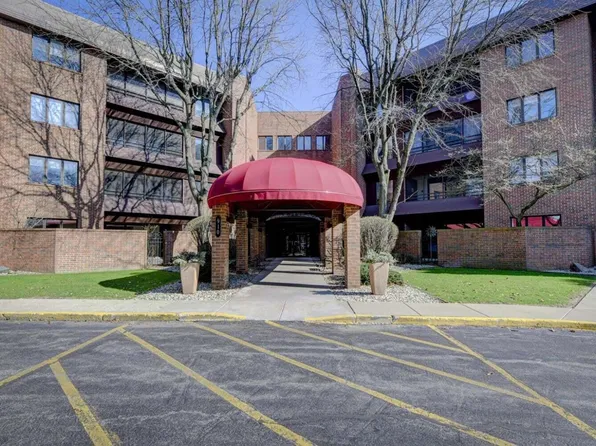 910 Ridge Rd Unit 405, Munster, IN 46321