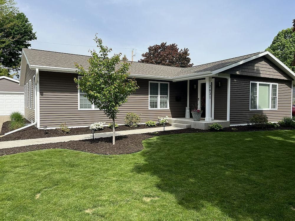 2631 Oakwood Ct, Appleton, WI 54911 Zillow