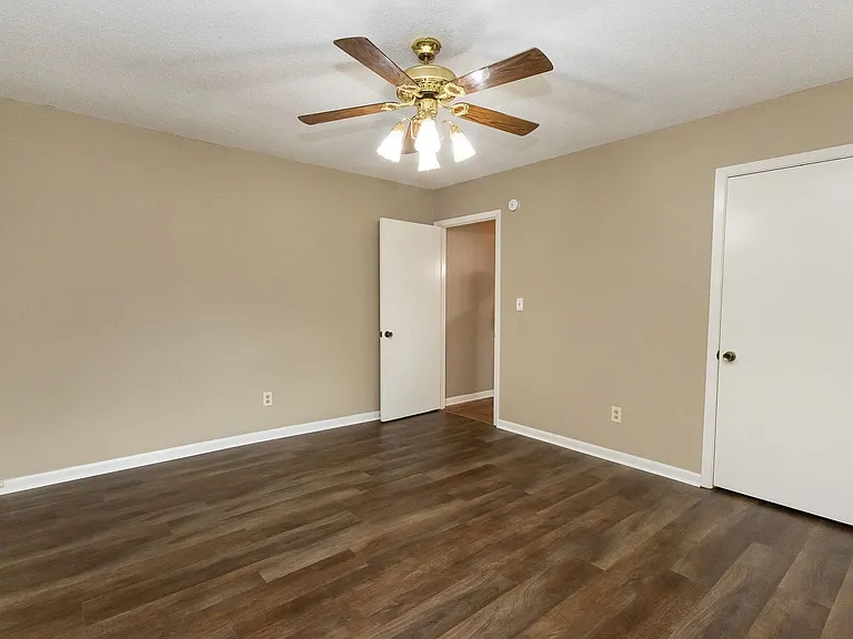 3614 Missionaire Ave — Photo 11
