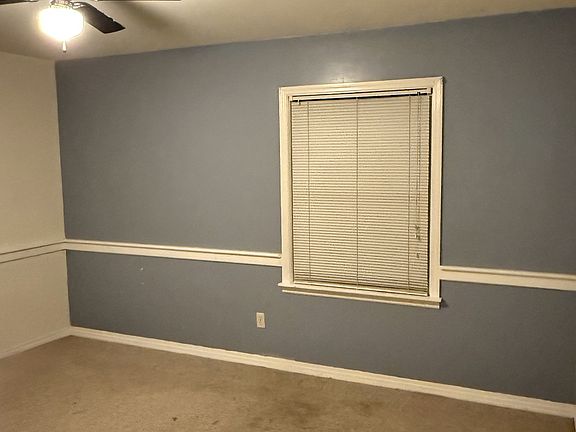 4th image of 109 2nd Ave N