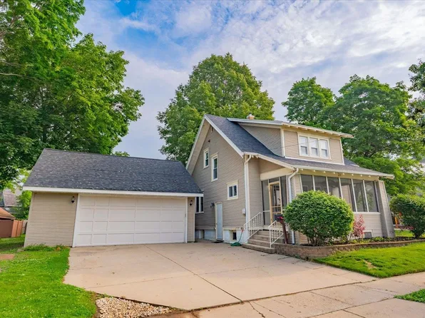 31 Elm St, Fort Atkinson, WI 53538